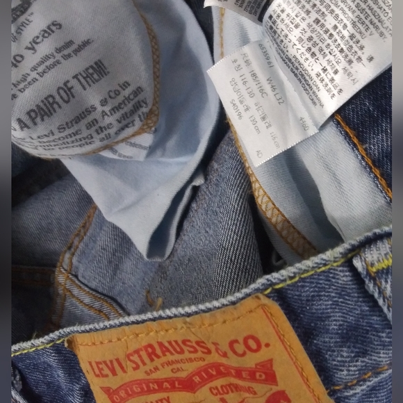 Levi's 550 relaxed blue jeans men size 46 X 32 - Picture 4 of 4